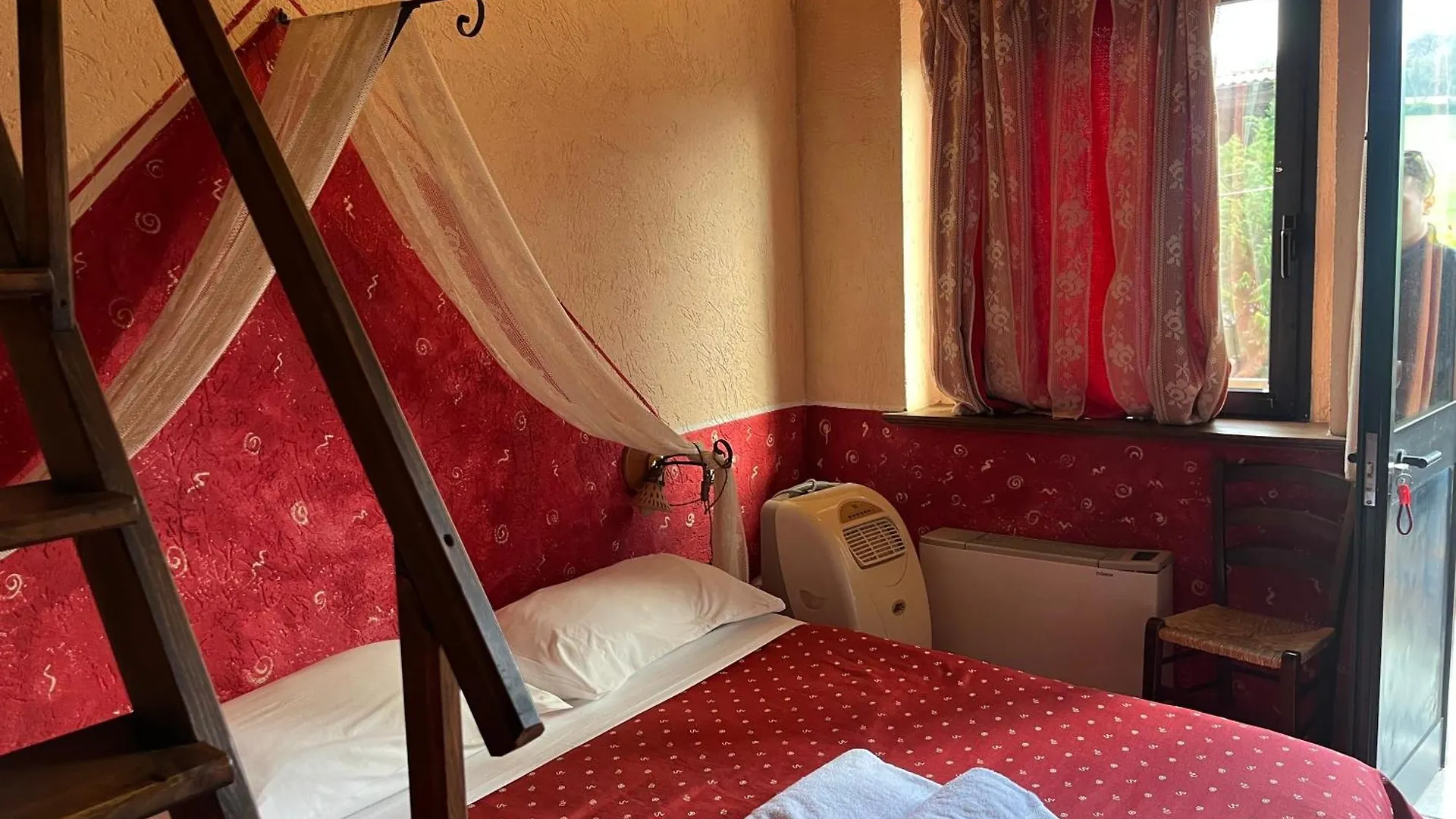 Agriturismo La Ca' Rivergaro Di Albasi Renzo Bicchignano 农家乐