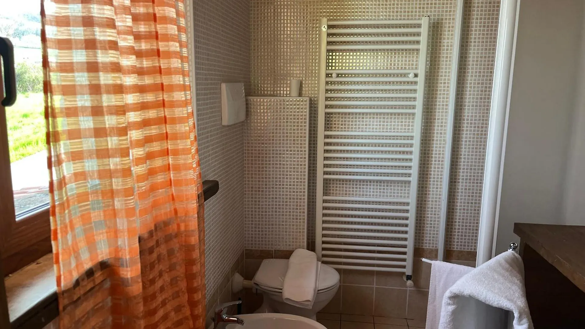 Agriturismo La Ca' Rivergaro Di Albasi Renzo Bicchignano 0*,